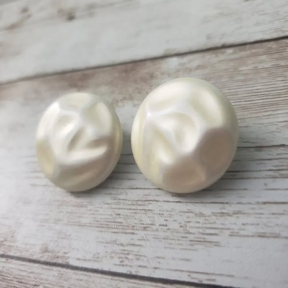 Vintage Clip On Earrings - Cream Uneven Surface Circle Slightly Under 1